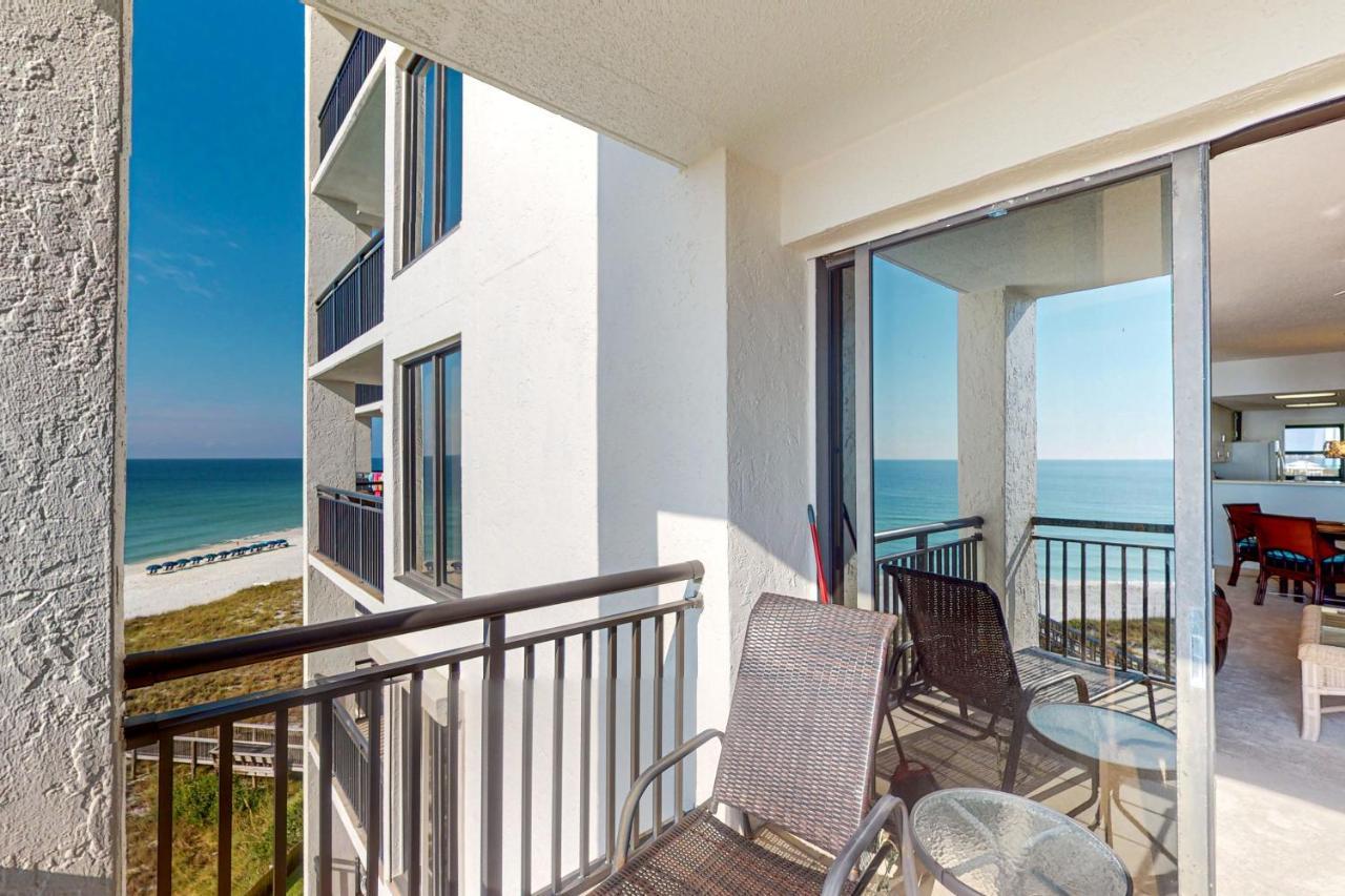 Apartment Towers 602 Navarre